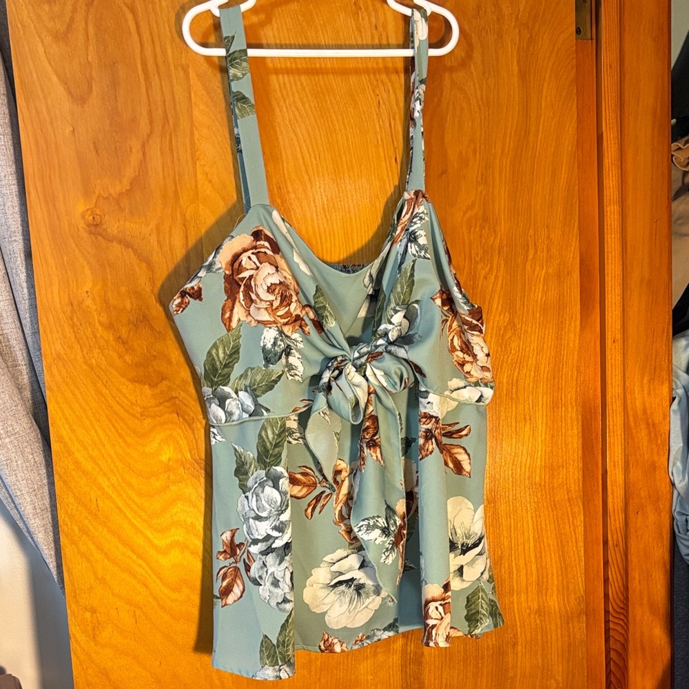 SHEIN Green Floral Knot-Front Camisole
